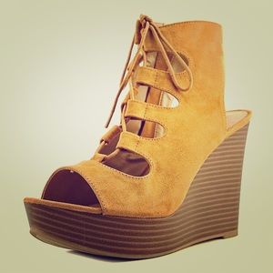 Nine West Beige Suede Wedge Sandals Lace Up Heels